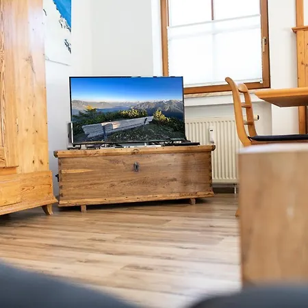 Hausberg *
