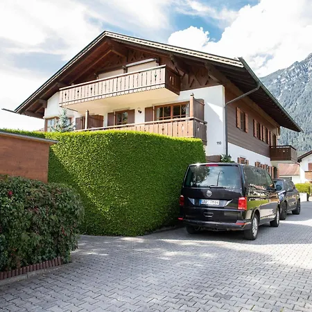 Apartment Hausberg *